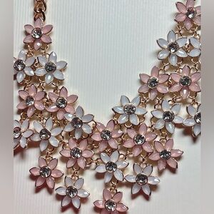 Ava & Aiden Floral Statement Necklace Pink White Gold Tone Bib Style